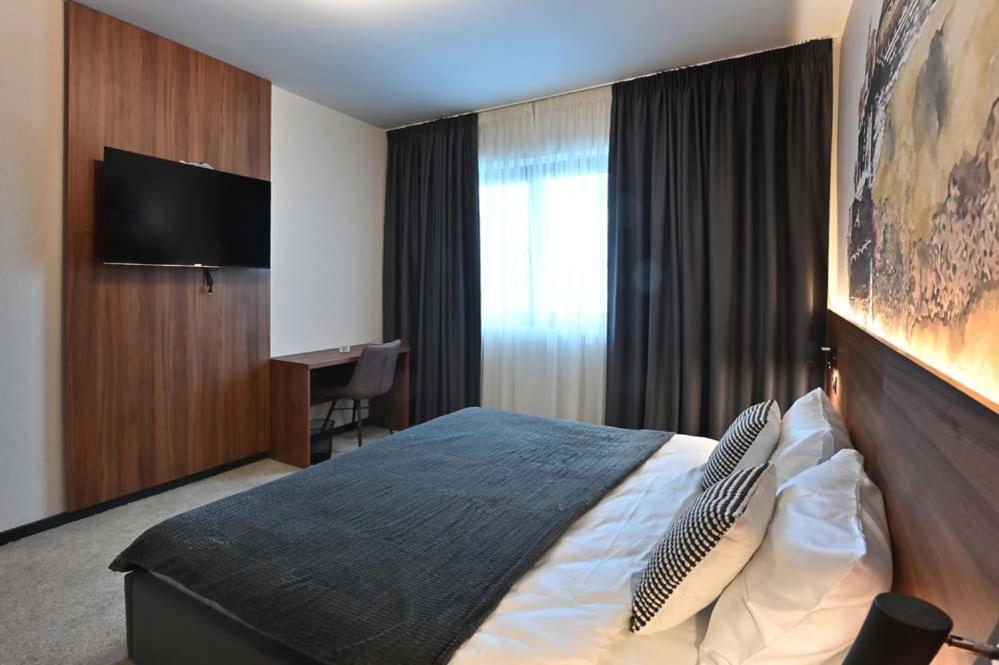 Tvrdjava Rooms - Novi Sad Exterior photo